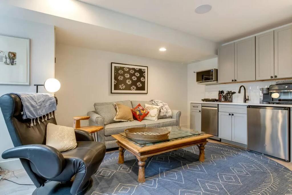 Brand New Two Room Apartment Building On A Park DEN Exterior foto